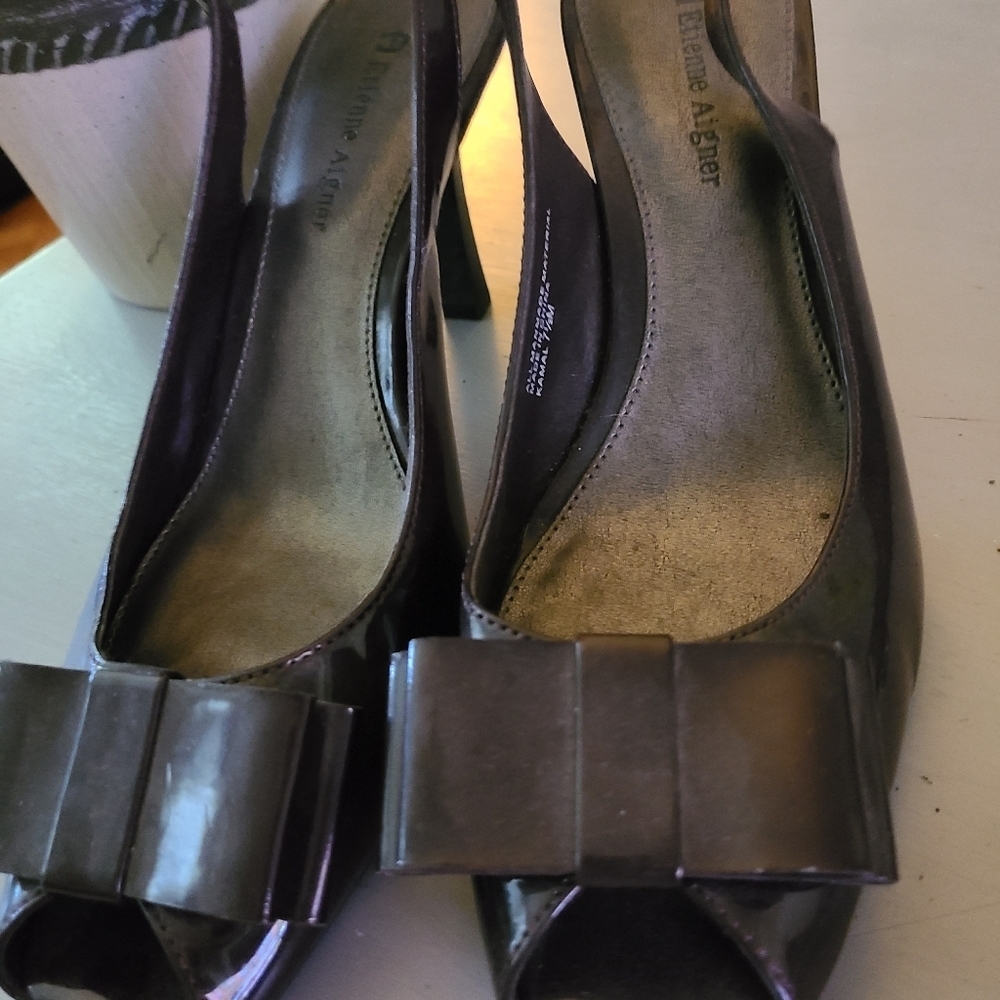 Etienne Aigner patent leather heels 7.5 hp🔥 - Picture 6 of 6